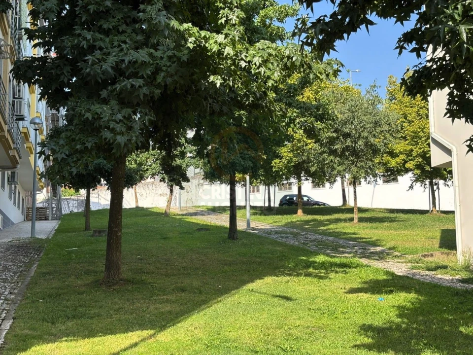Apartamento T2 para Venda em Castelo Branco Foto 14