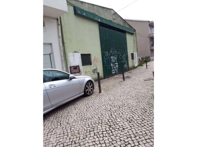Loja para Venda em Odivelas Foto 2