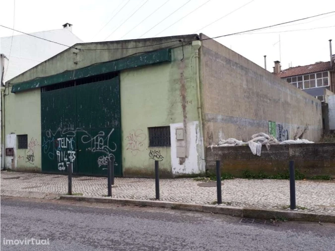 Loja para Venda em Odivelas