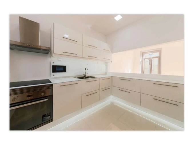 Apartamento T3 para Venda em Avenidas Novas Foto 3