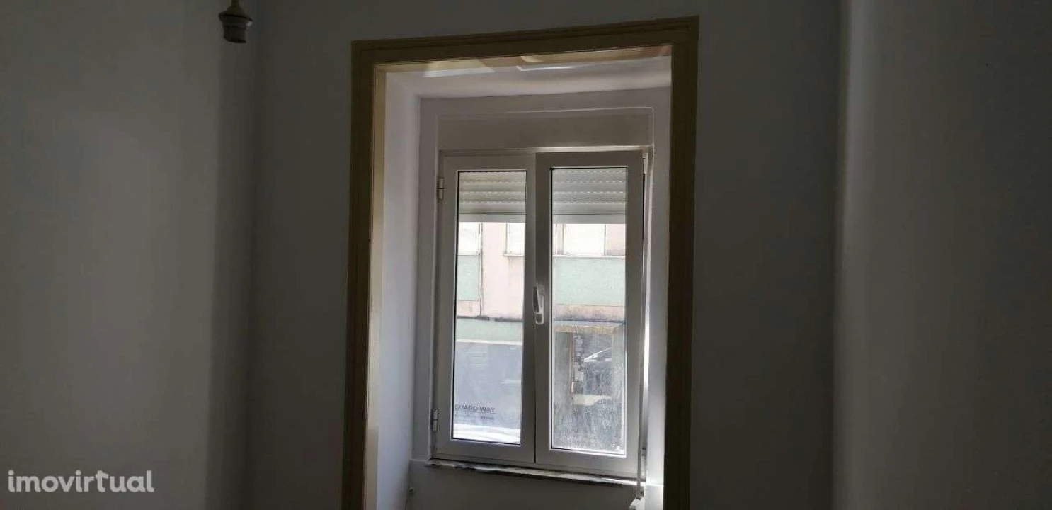 Apartamento T2 para Venda em Penha de França Foto 7