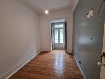 Apartamento T3 para Venda em Avenidas Novas