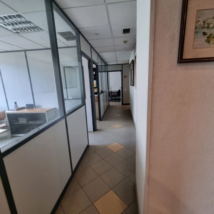 Loja para Venda em Campo de Ourique Foto 5