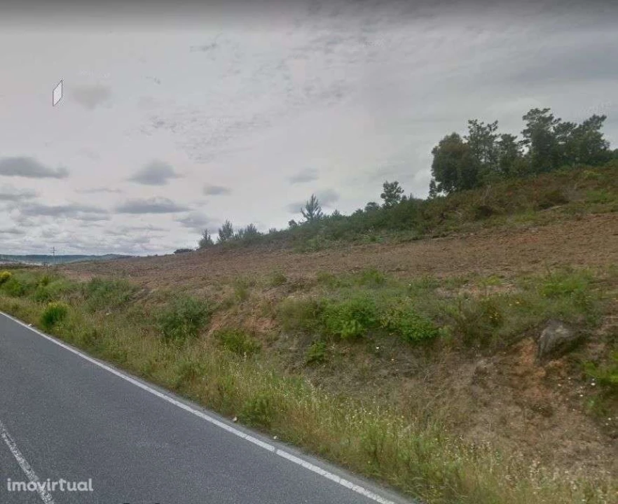 Terreno para Venda em Carvoeira e Carmões Foto 1
