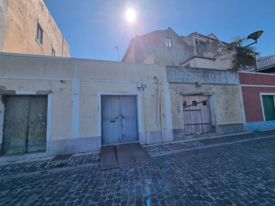 Loja para Venda em Vila Franca de Xira Foto 1