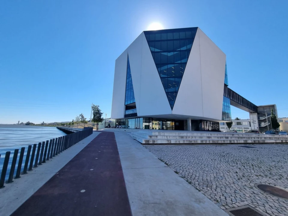 Loja para Venda em Vila Franca de Xira Foto 15
