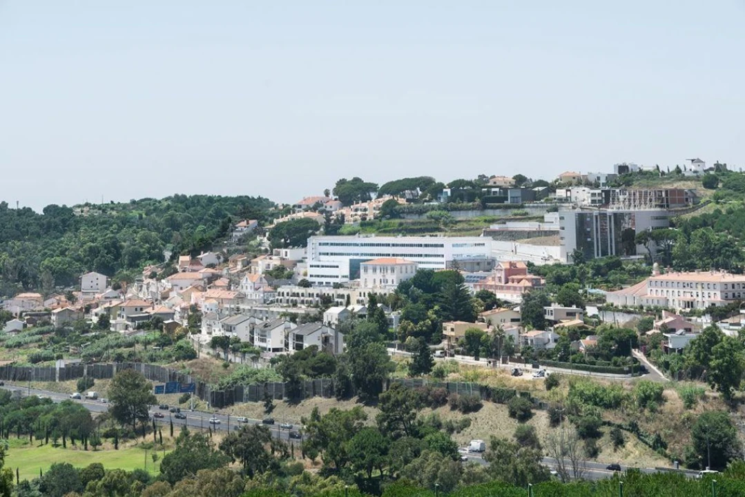 Loja para Venda em Carnaxide e Queijas Foto 11