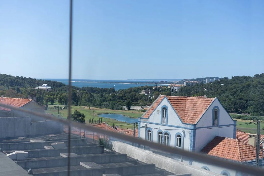 Loja para Venda em Carnaxide e Queijas Foto 14