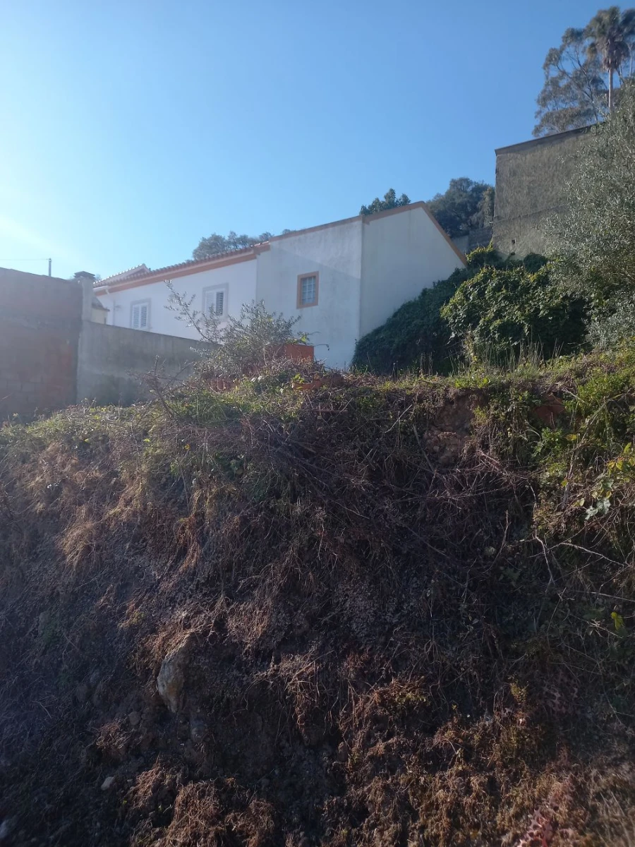 Terreno para Venda em Venda do Pinheiro e Santo Estêvão das Galés Foto 1