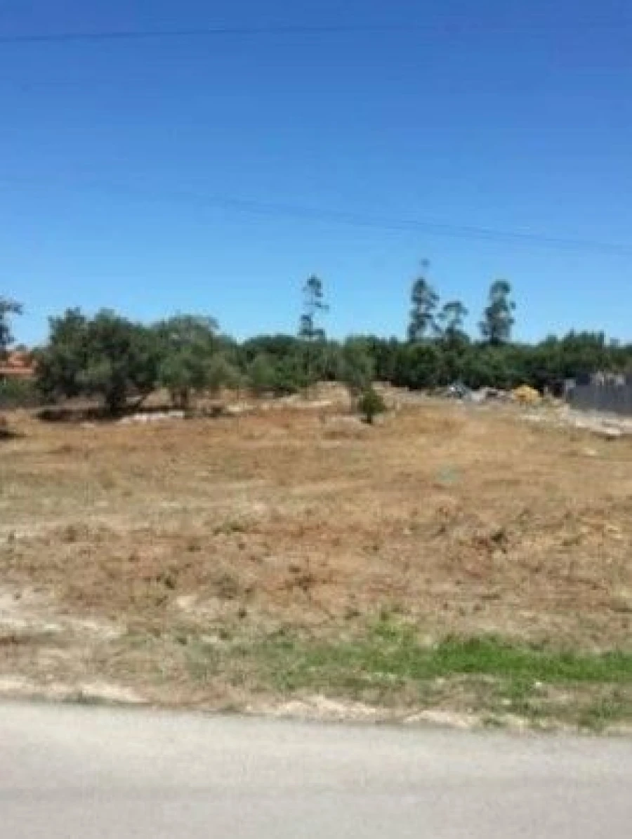 Terreno para Venda em Turquel Foto 2