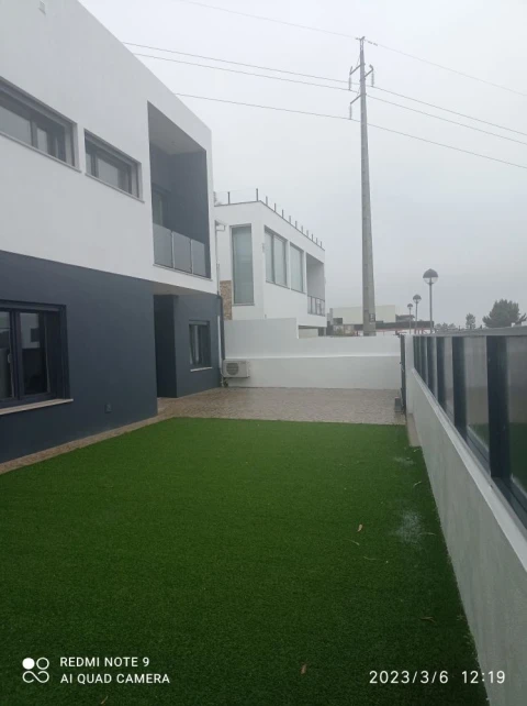 Moradia T5 para Venda em Sesimbra (Castelo)