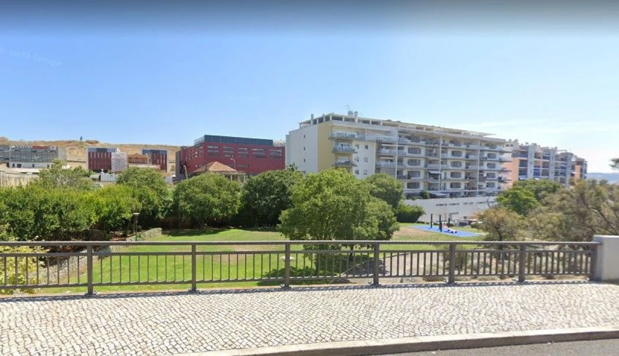 Loja para Venda em Algés, Linda-A-Velha e Cruz Quebrada-Dafundo Foto 3