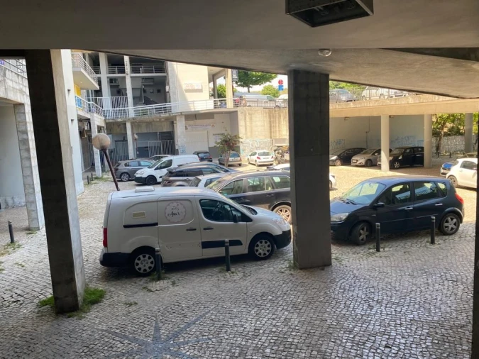 Loja para Venda em Algés, Linda-A-Velha e Cruz Quebrada-Dafundo Foto 11