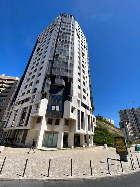 Loja para Venda em Areeiro