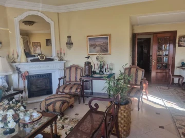 Apartamento T5 para Venda em Penha de França