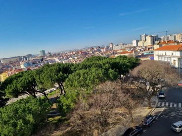 Apartamento T5 para Venda em Penha de França