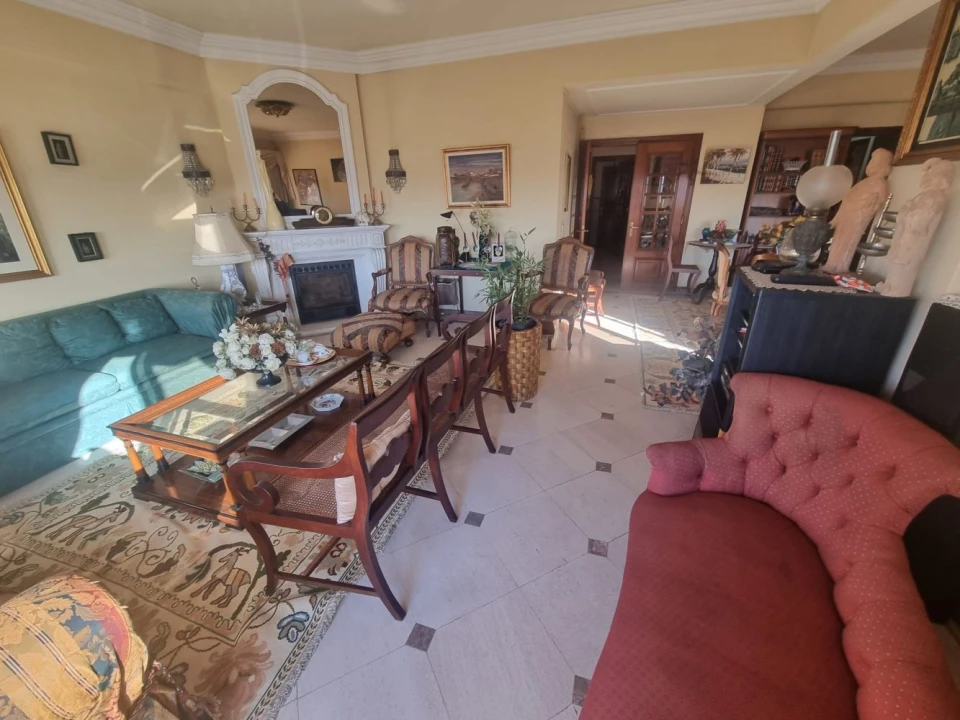 Apartamento T5 para Venda em Penha de França Foto 5