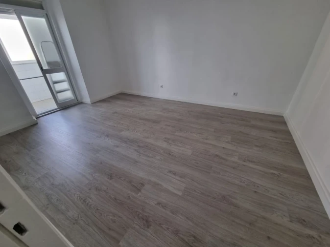 Apartamento T4 para Venda em Arroios Foto 2