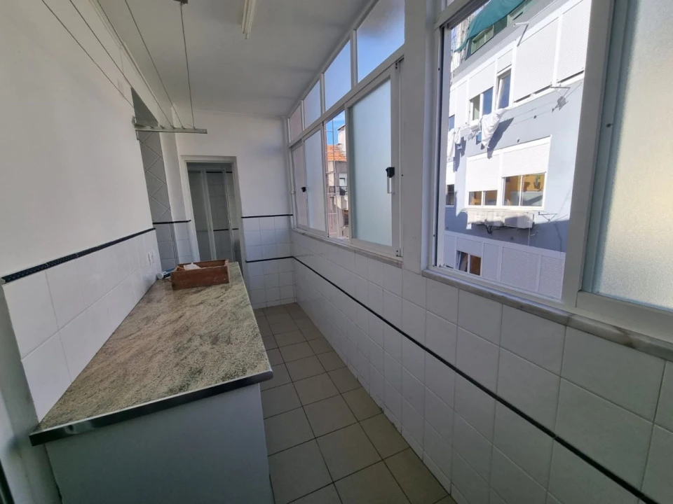 Apartamento T4 para Venda em Arroios Foto 8