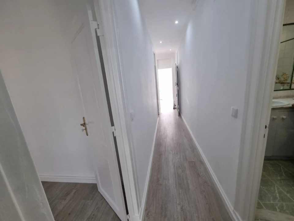 Apartamento T4 para Venda em Arroios Foto 9