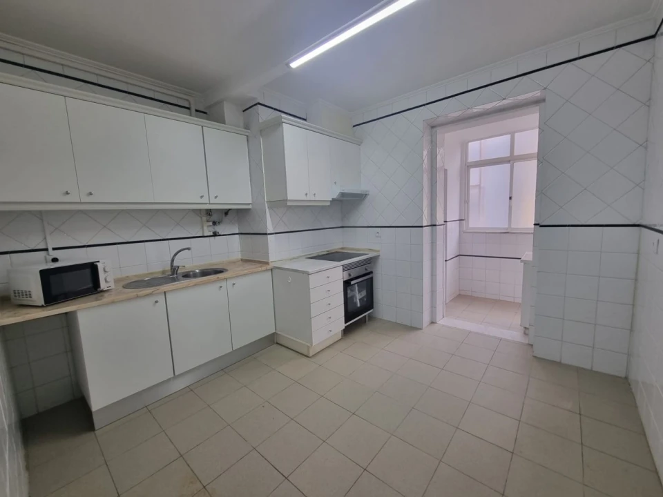 Apartamento T4 para Venda em Arroios Foto 1