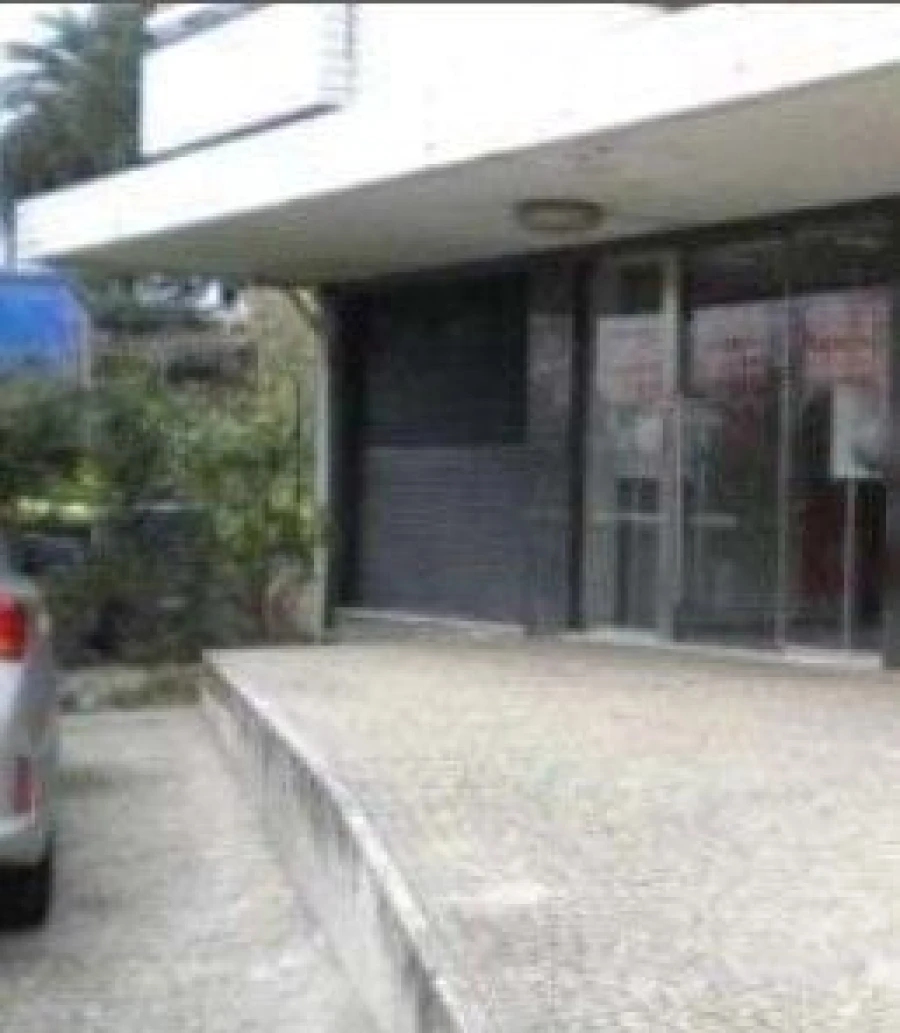 Loja para Venda em Cidade da Maia Foto 4