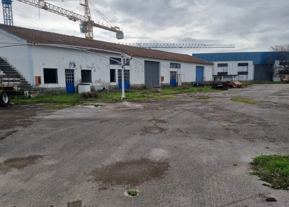 Loja para Arrendamento em Benavente Foto 9