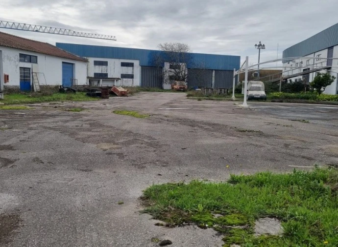 Loja para Arrendamento em Benavente Foto 12