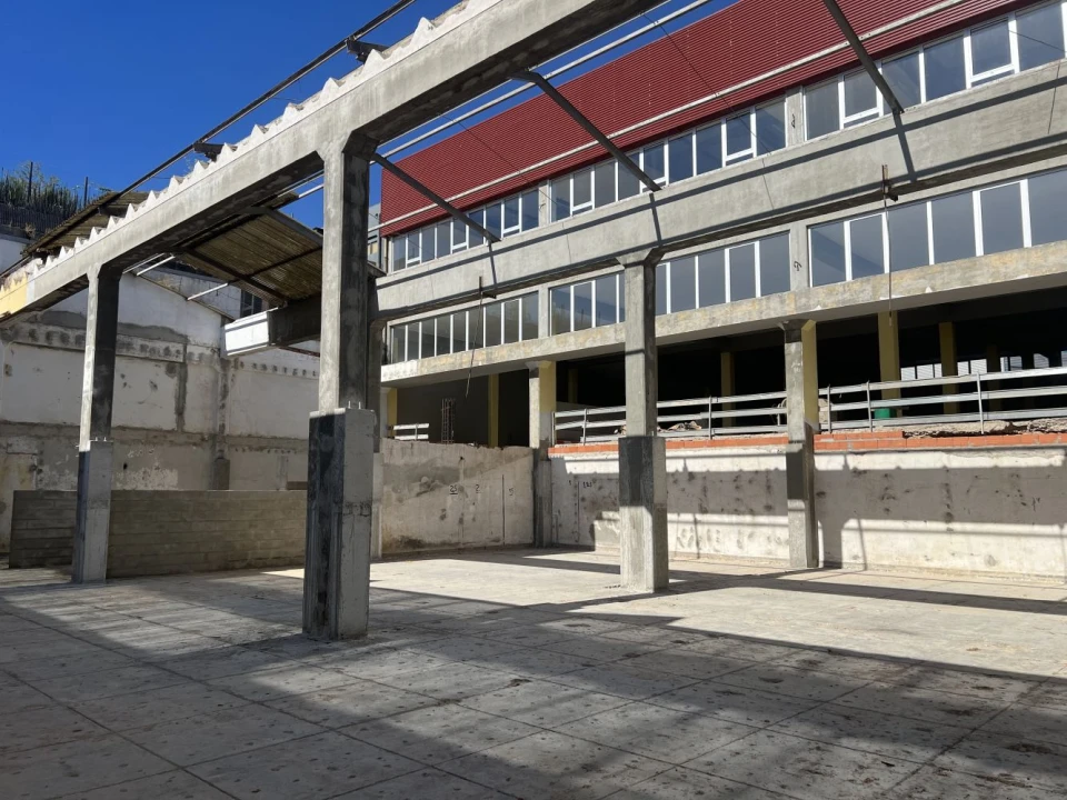Loja para Venda em Sacavém e Prior Velho Foto 15
