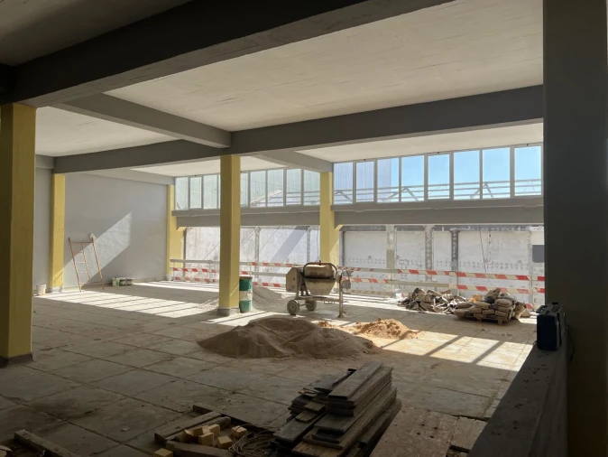 Loja para Venda em Sacavém e Prior Velho Foto 6