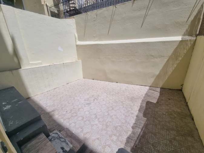 Apartamento T3 para Venda em Santo António Foto 8