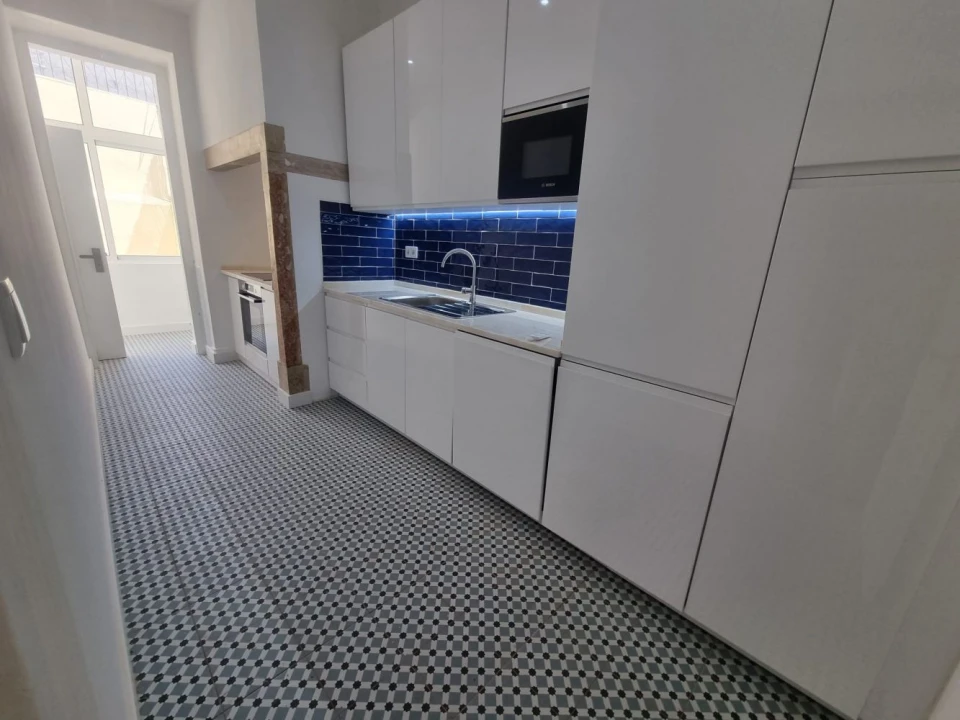 Apartamento T3 para Venda em Santo António Foto 4