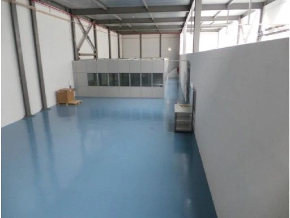 Loja para Venda em Santa Iria de Azoia, São João da Talha e Bobadela Foto 7