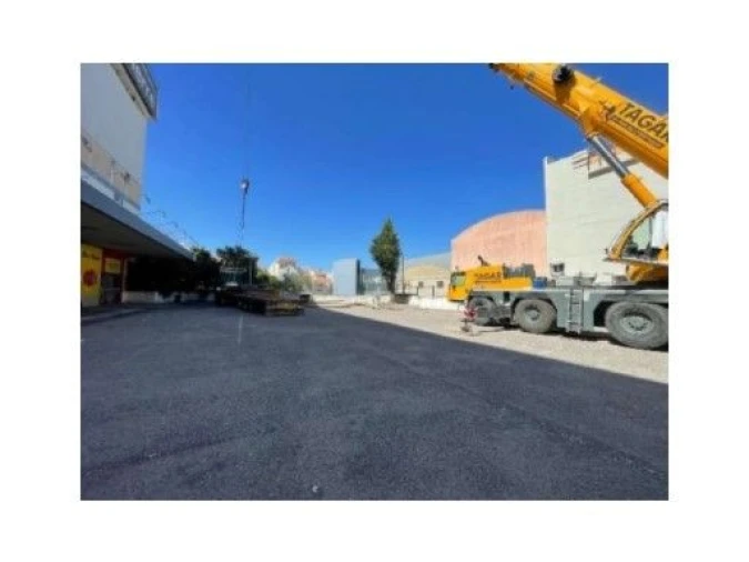 Loja para Venda em Sacavém e Prior Velho Foto 13