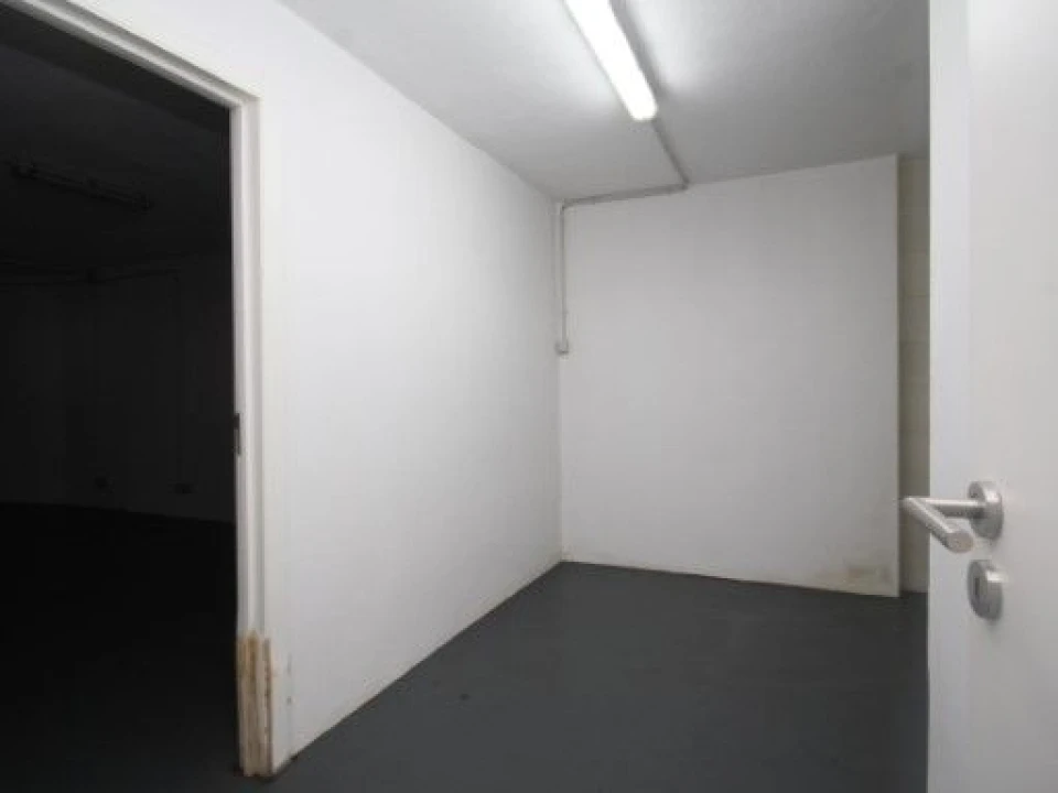 Garagem para Venda em Carcavelos e Parede Foto 13