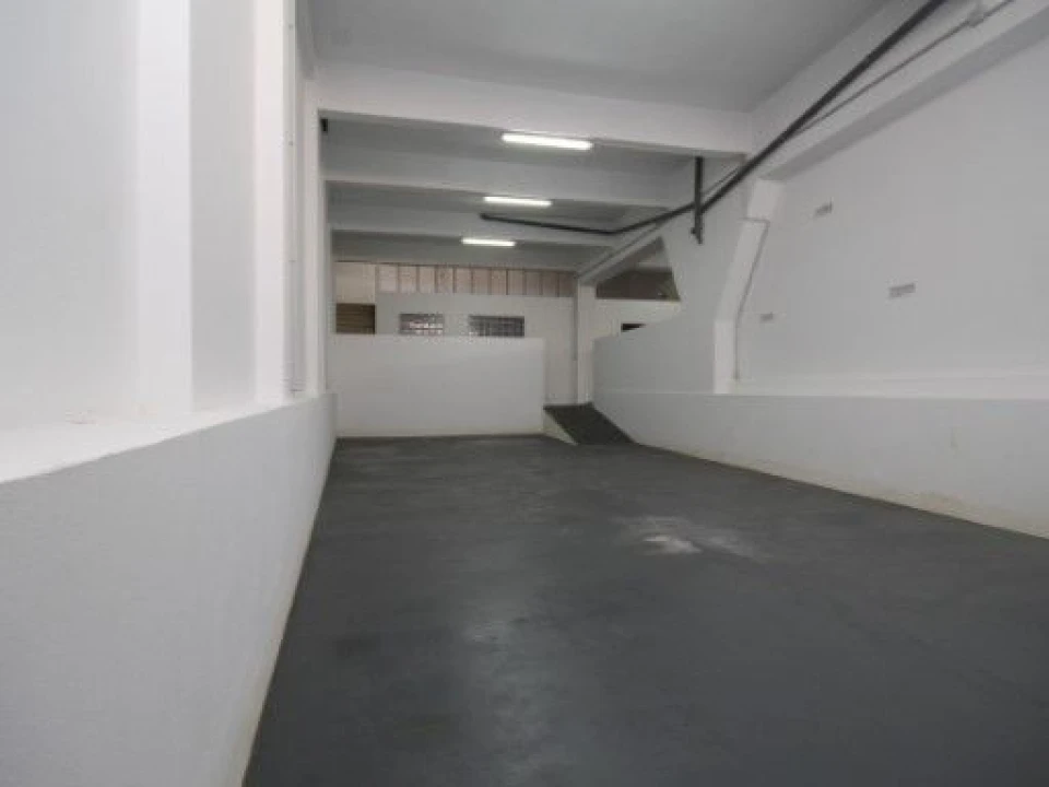 Garagem para Venda em Carcavelos e Parede Foto 18