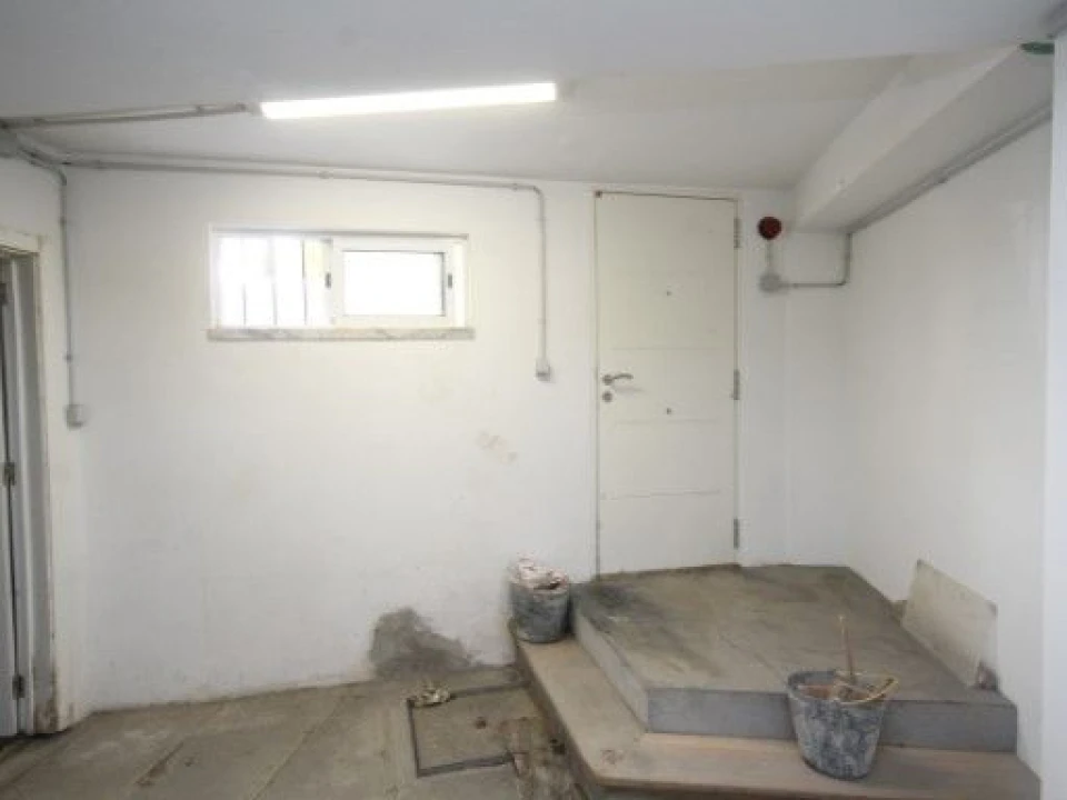 Garagem para Venda em Carcavelos e Parede Foto 9