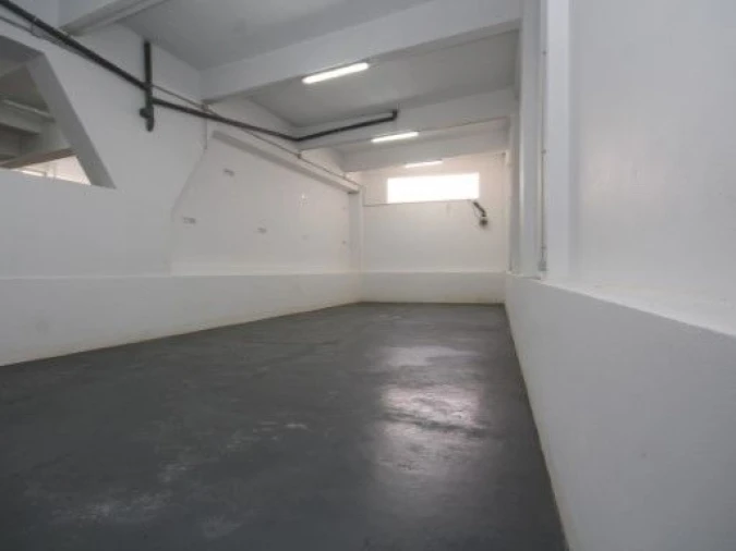 Garagem para Venda em Carcavelos e Parede Foto 17