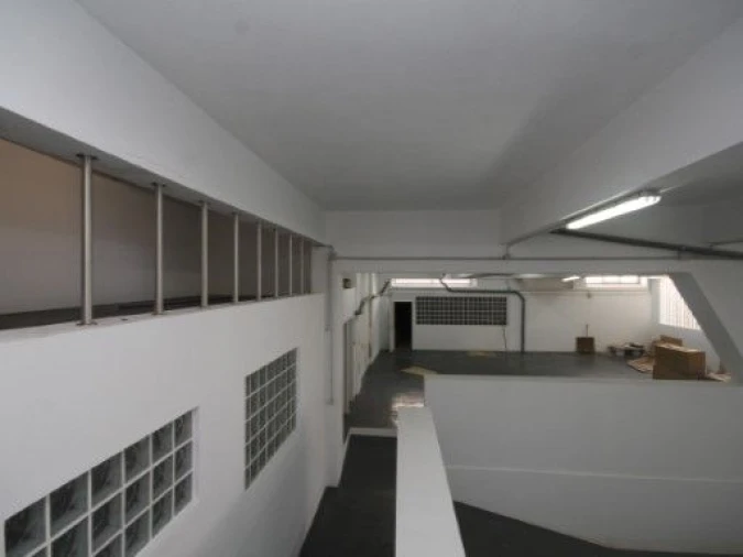 Garagem para Venda em Carcavelos e Parede