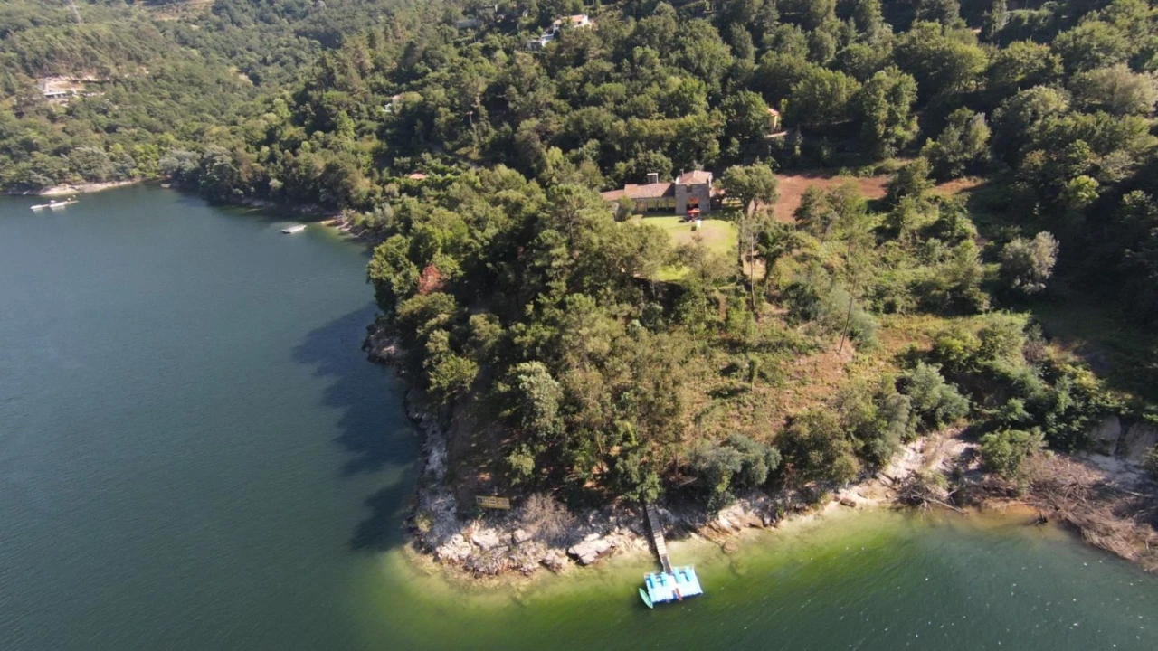 Quinta T9 para Venda em Ventosa e Cova Foto 21