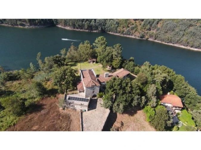 Quinta T9 para Venda em Ventosa e Cova Foto 34