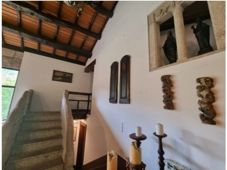 Quinta T9 para Venda em Ventosa e Cova Foto 22