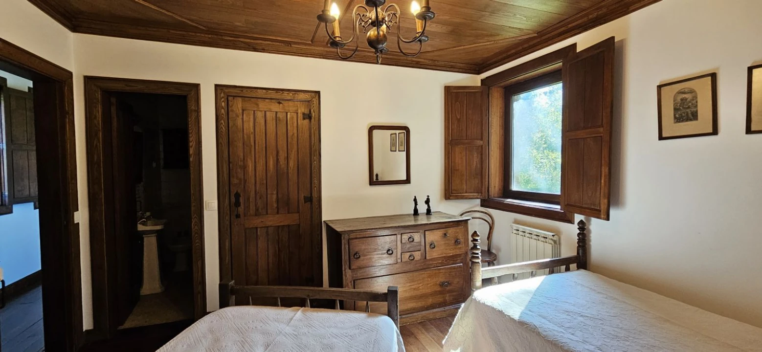 Quinta T9 para Venda em Ventosa e Cova Foto 4