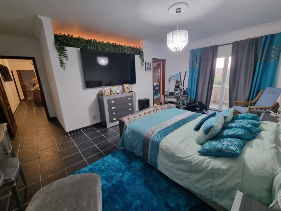 Moradia T6 para Venda em Tramagal Foto 9