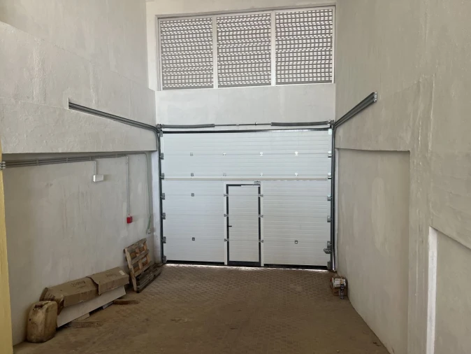 Loja para Venda em Sacavém e Prior Velho Foto 10