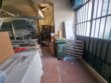 Loja para Venda em Santo António