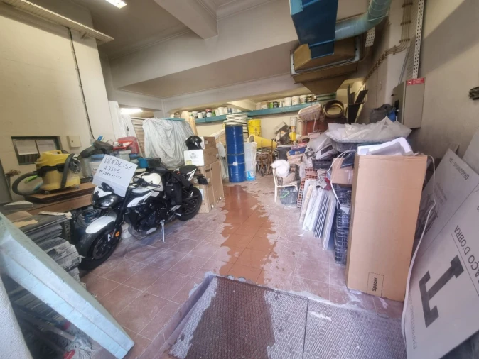 Loja para Venda em Santo António Foto 5