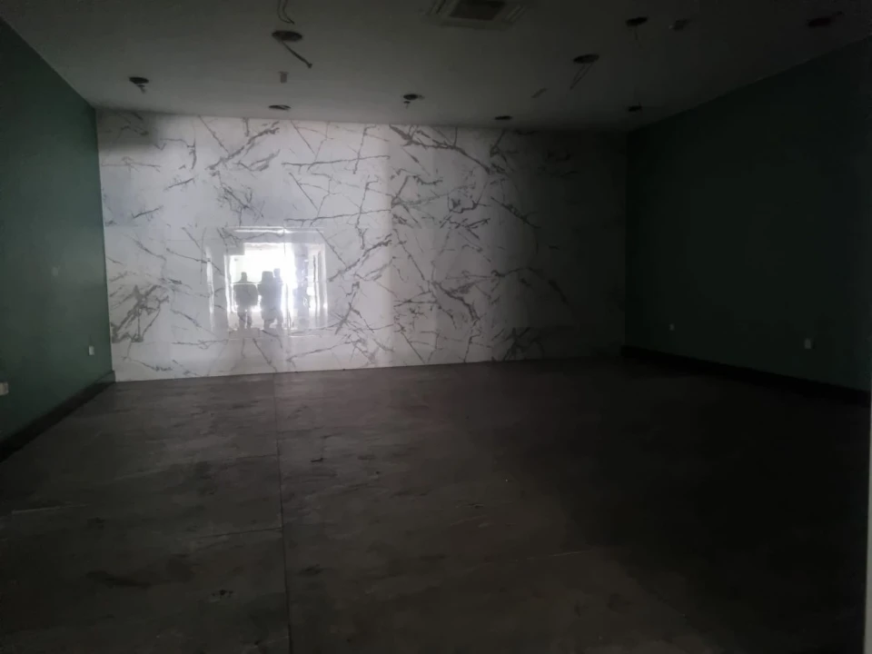 Loja para Arrendamento em Avenidas Novas Foto 9