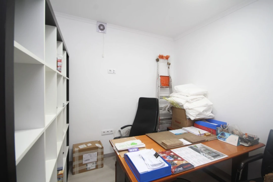 Loja para Venda em Rio de Mouro Foto 18