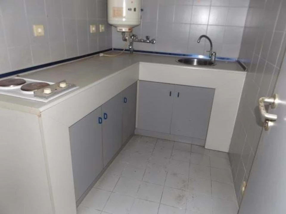 Loja para Venda em Amiais de Baixo Foto 4